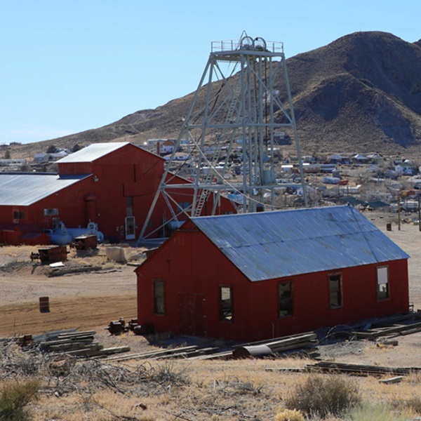 Tonopah Historic Mining Park is located on the site of the original mining claims that started the silver rush in the early 20th century. 