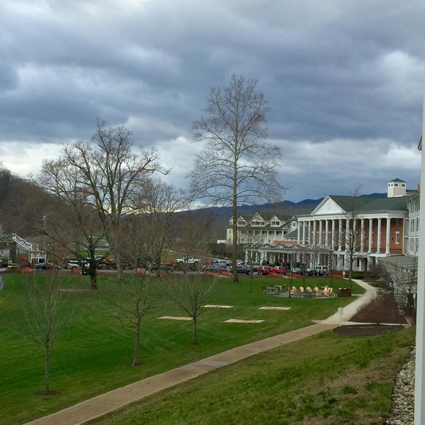 Bedford Springs Resort is a historic resort dating back to 1806 that has been beautifully restored and offers accommodations, a spa, a golf course, and fine dining. 