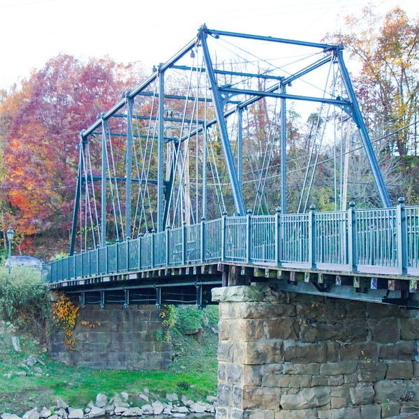 The bridge underwent significant rehabilitation in 2007 to preserve its structural integrity and historical value. 