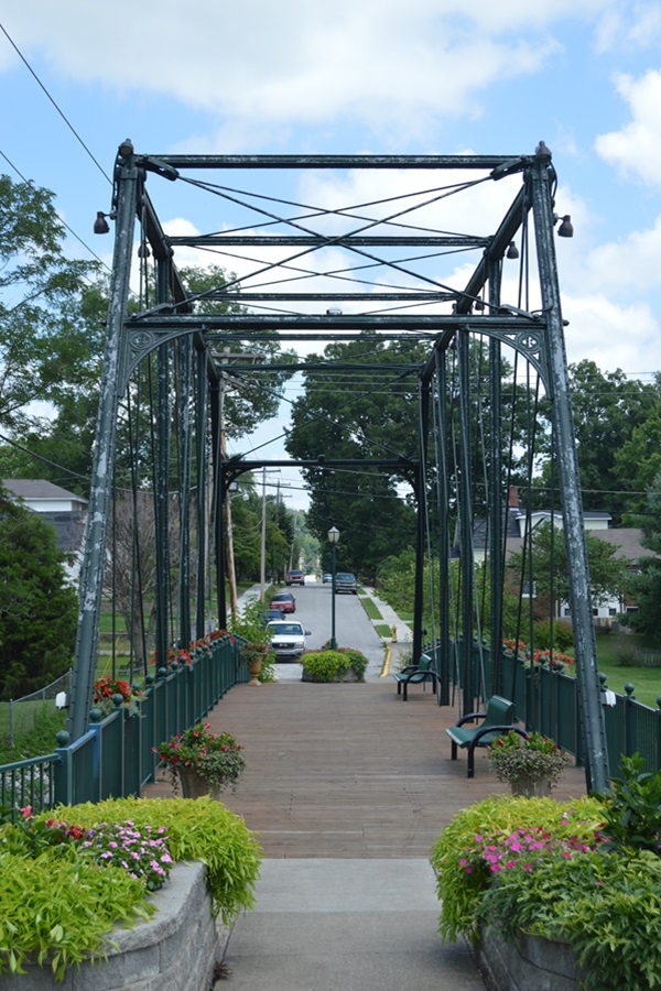 East Main Street Bridge  - Display Image