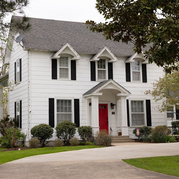 Sassafras Inn    - Webpage Image