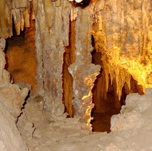 Colossal Cave is a historic site with a rich history, and guided tours of the cave take visitors through its labyrinth of tunnels. 