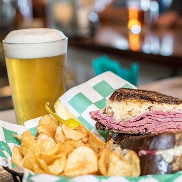 Port O' Pints offers food pairings that complement their beer selections, enhancing the tasting experience. 