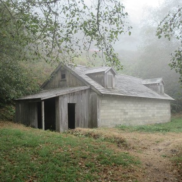 Visitors can explore Radar Station B-71, a historic site built during World War II as part of the coastal defense system. 