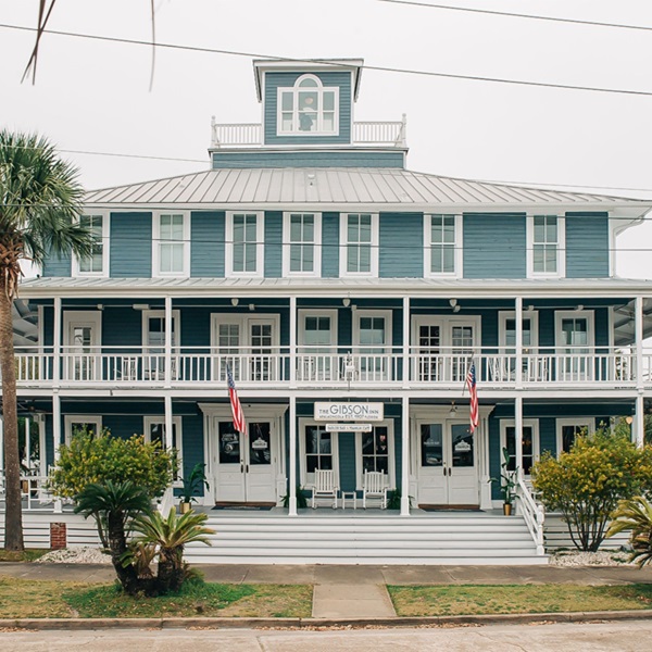 Visitors can stroll along the brick-paved streets and admire the town's well-preserved buildings, including the iconic Gibson Inn and the historic Raney House Museum. 