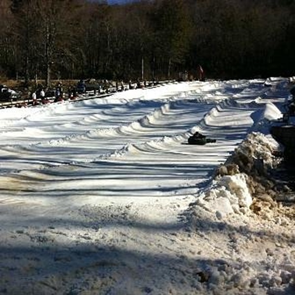 The park is dedicated exclusively to snow tubing, offering a fun and family-friendly winter activity. 