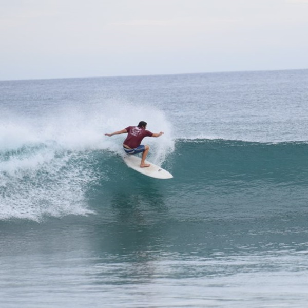 Corolla Beach offers consistent surf, with waves typically ranging from 2 to 6 feet, making it suitable for surfers of all skill levels. 