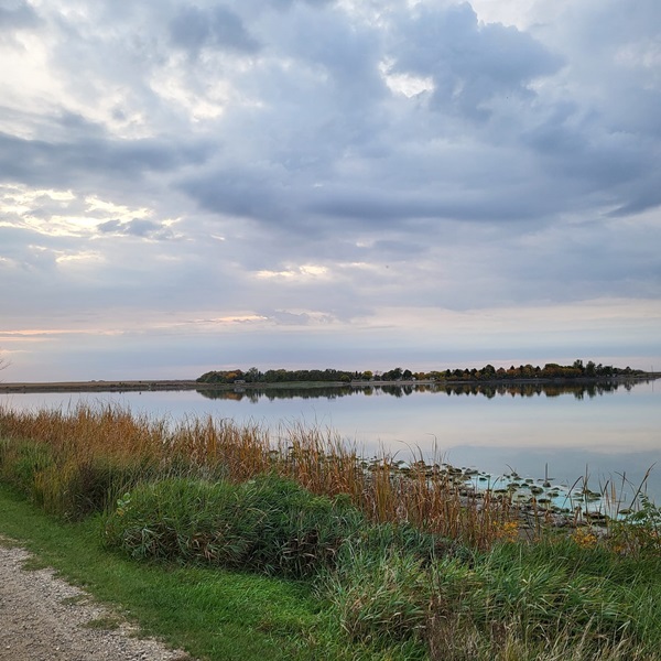 The nearby Silver Lake Recreation Area provides opportunities for fishing, kayaking, and birdwatching, allowing visitors to experience the natural beauty of the region. 