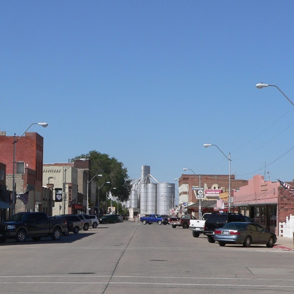 Crawford was started as a tent city in 1886 as a railroad town on the Fremont, Elkhorn, and Missouri Valley Railroad. 