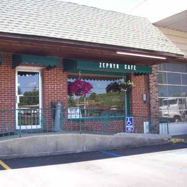 Piedmont is known for its delicious Southern cuisine, and visitors can sample regional favorites such as barbecue, fried catfish, hushpuppies, and homemade pies. 