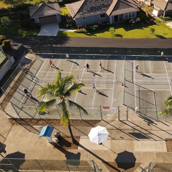 The center has dedicated pickleball courts with a growing community of players, making it a popular destination for the sport on the Big Island. 