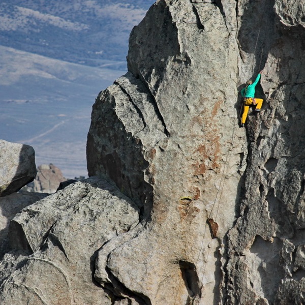 City of Rocks offers a wide variety of climbing styles, including traditional climbing, sport climbing, and bouldering. 