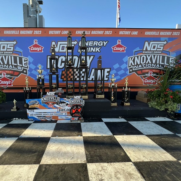 Adjacent to the raceway, this museum offers visitors an in-depth look at the history of sprint car racing with exhibits, memorabilia, and a view of the track. 