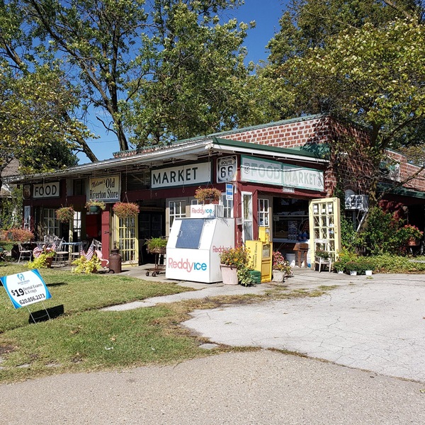 Eisler Brothers Old Riverton Store is a historic general store located just a few miles from Galena and is one of the few remaining original businesses along Route 66. 
