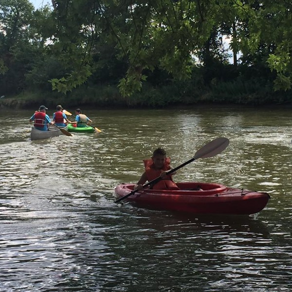 Visitors can explore the park's natural beauty while observing native flora and fauna, making it an ideal spot for hiking, paddling, birdwatching, and photography. 