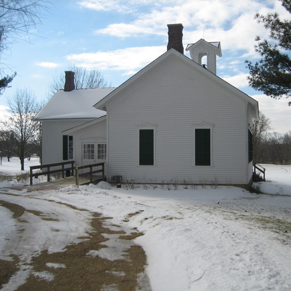 From open houses and historical reenactments to special exhibits and workshops, there's always something happening at the Chana School for visitors to enjoy. 