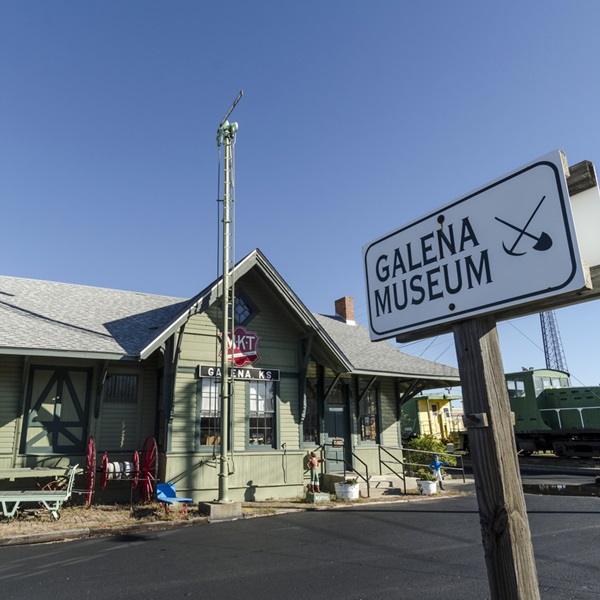 The Galena Mining and Historical Museum is located in a restored train depot, which itself is a significant historical structure reflecting the town's industrial past. 