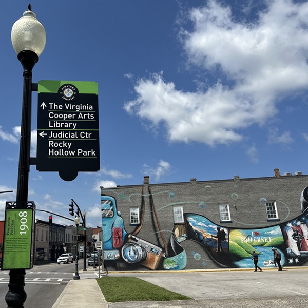 The town attracts a mix of outdoor enthusiasts, retirees, and families, all drawn to its scenic beauty, recreational opportunities, and friendly vibe. 
