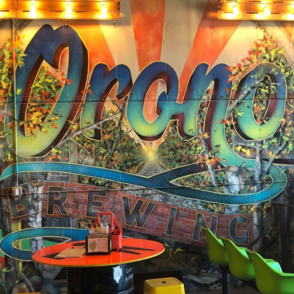 Orono hosts various community events and festivals throughout the year, celebrating local culture, arts, and seasonal activities. 