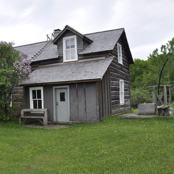 The museum preserves and interprets the heritage of Finnish immigrants who settled in the area and offers insights into their daily lives, customs, and traditions. 