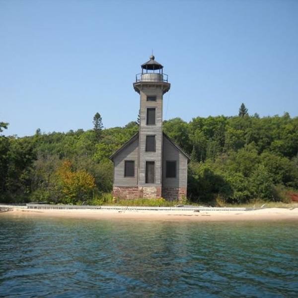 Munising has two historic lighthouses that guided ships into Munising Bay and are open for tours during the summer months. 