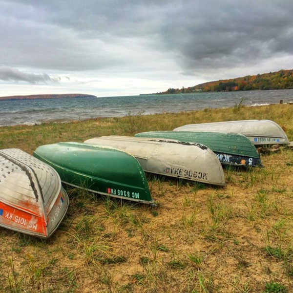 The city serves as the gateway to the Pictured Rocks National Lakeshore, known for its colorful sandstone cliffs, waterfalls, and diverse outdoor activities. 