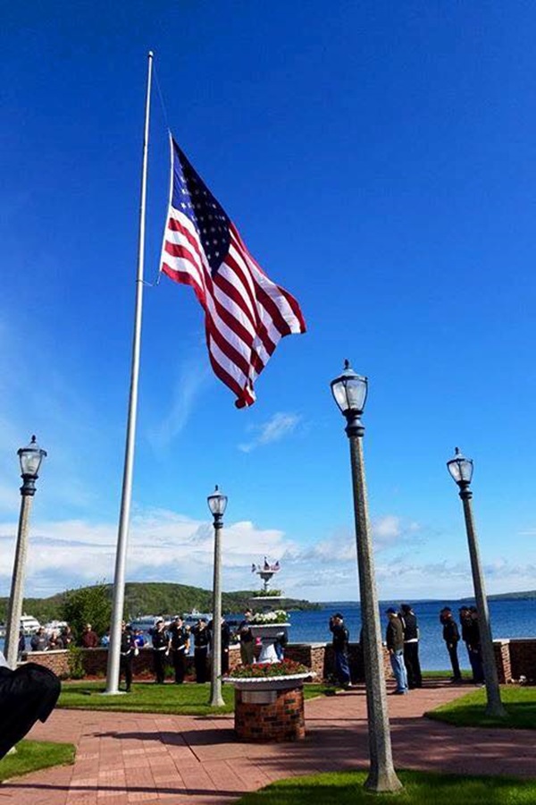 Explore Munising   - Display Image