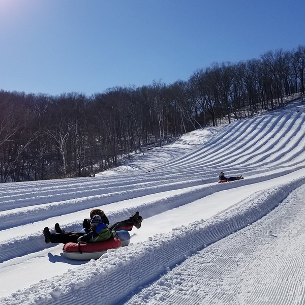 Hidden Valley is home to the Polar Plunge Snow Tubing Park, which features multiple lanes for snow tubing, making it a family-friendly attraction. 