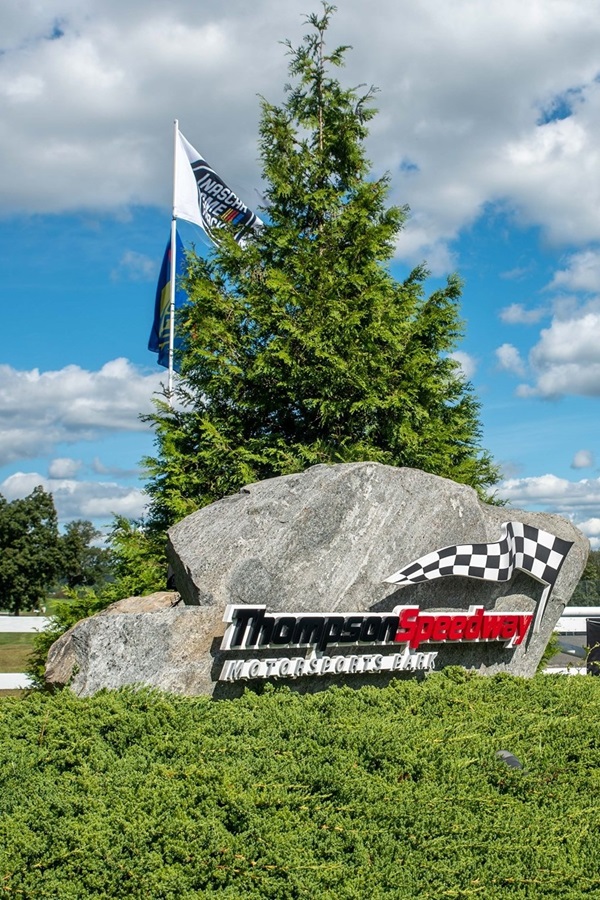 Thompson International Speedway  - Display Image