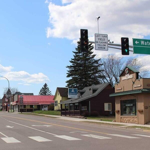 Two Harbors is a small city located on the North Shore of Lake Superior and the gateway to the scenic beauty of the North Shore region of Minnesota. 