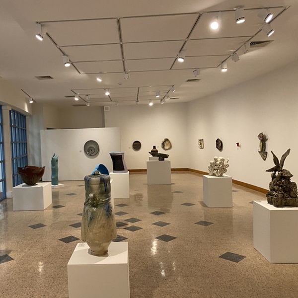 Daum Museum of Contemporary Art houses nine exhibition galleries on three levels. 