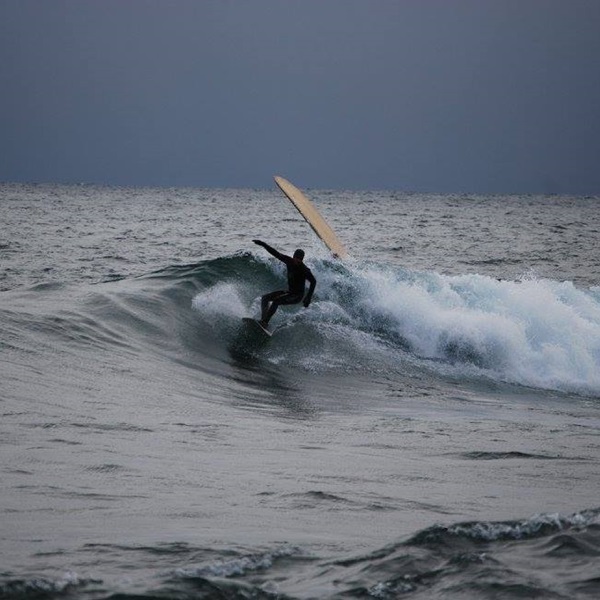 The best surf conditions at Stony Point typically occur in the fall, winter, and early spring, when strong winds and storms generate larger swells on Lake Superior. 