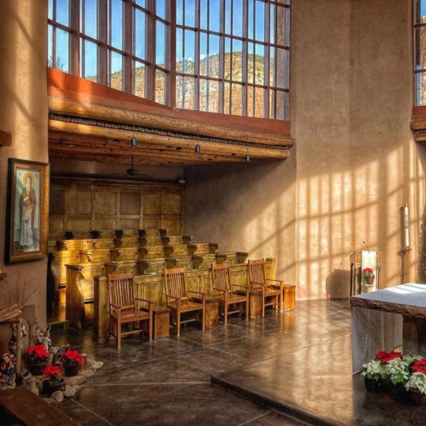 The monastery features beautiful religious art, including icons and paintings that reflect both the Catholic and local New Mexican traditions. 