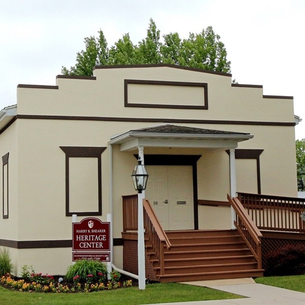 Visitors can explore the town's historic buildings, including the Manheim Heritage Center. 