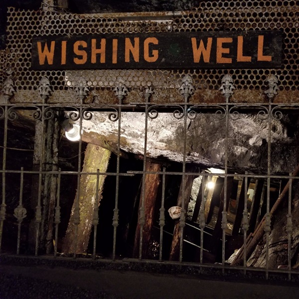 Visitors can take a guided mine shaft tour that goes about 1,800 feet into the side of the mountain, with guides providing detailed explanations of the mining process and the work of miners. 
