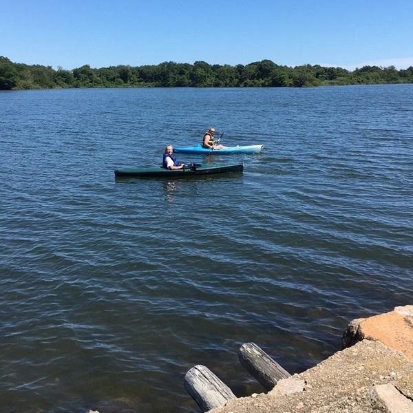 The town’s many ponds, rivers, and coastal lagoons provide excellent opportunities for kayaking and canoeing, with rentals and guided tours available. 
